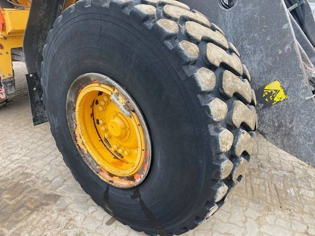 Колісний навантажувач Volvo L 120 H MIETE / RENTAL (12000892): фото 15