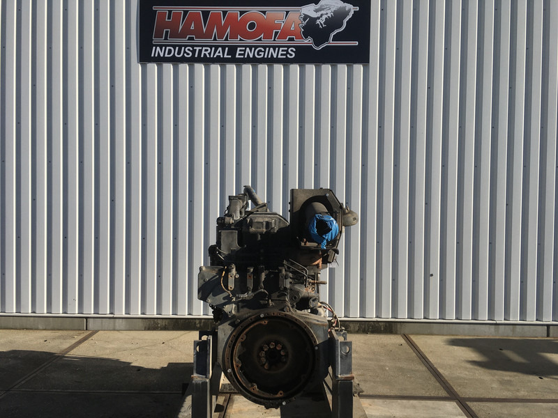 Komatsu SAA6D170E-3 FOR PARTS - Будівельна техніка: фото 3 Komatsu SAA6D170E-3 FOR PARTS - Будівельна техніка: фото 3