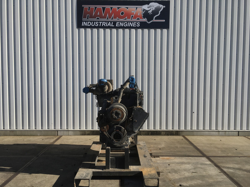 Komatsu SAA6D170E-3 FOR PARTS - Будівельна техніка: фото 4 Komatsu SAA6D170E-3 FOR PARTS - Будівельна техніка: фото 4