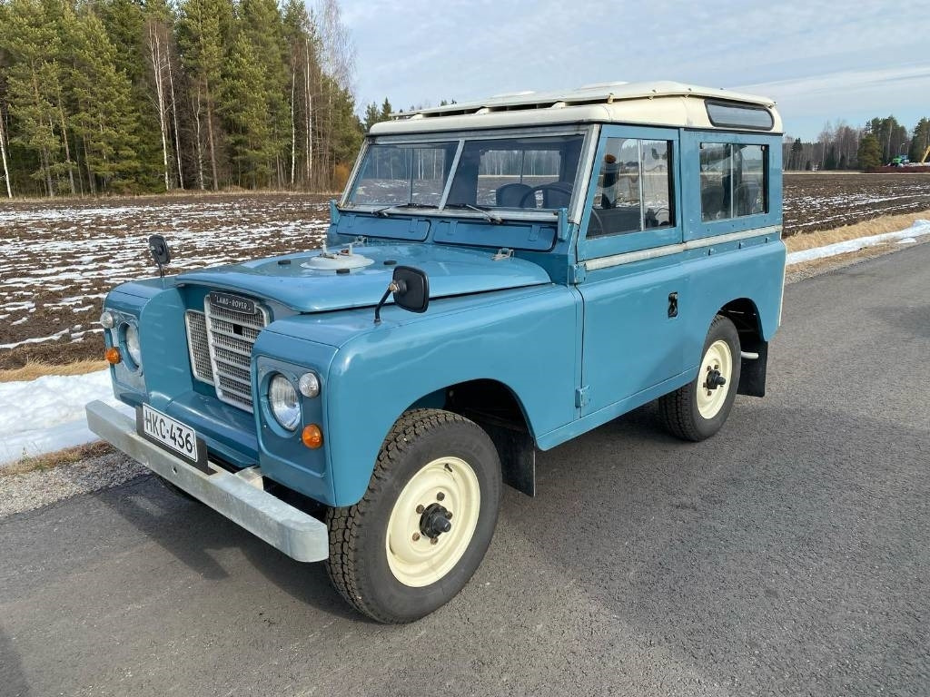 Land Rover Regular Station Wagon - Легковий автомобіль: фото 1 Land Rover Regular Station Wagon - Легковий автомобіль: фото 1