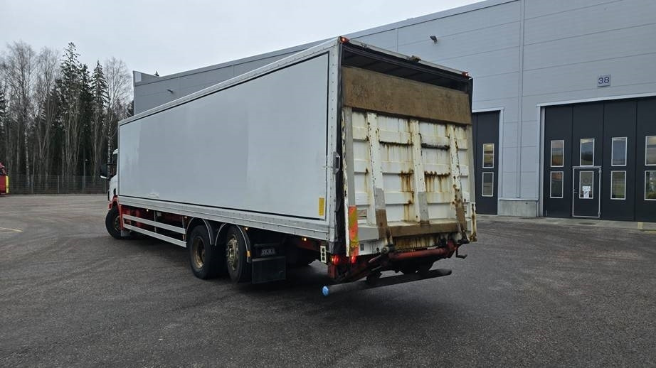 Scania P 230 - Вантажівка з закритим кузовом: фото 3 Scania P 230 - Вантажівка з закритим кузовом: фото 3