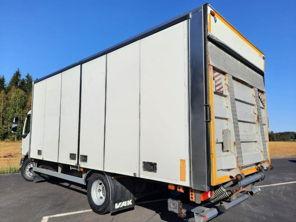 Volvo FL 240 - Вантажівка з закритим кузовом: фото 3 Volvo FL 240 - Вантажівка з закритим кузовом: фото 3