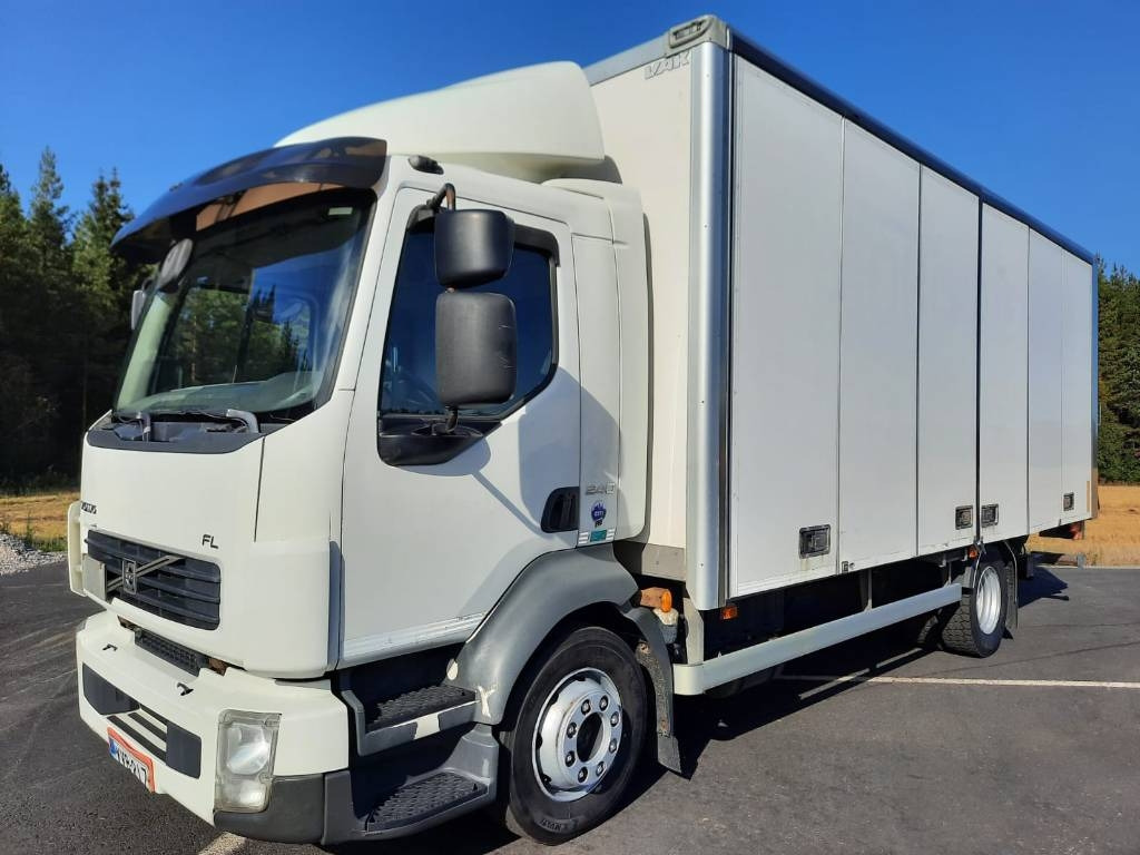 Volvo FL 240 - Вантажівка з закритим кузовом: фото 1 Volvo FL 240 - Вантажівка з закритим кузовом: фото 1
