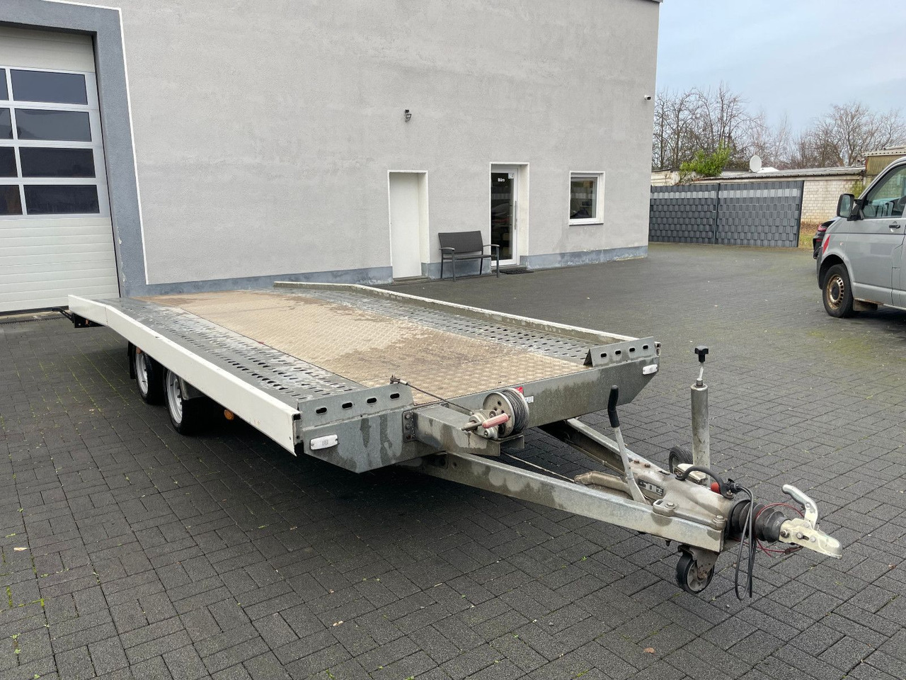 Blyss Jupiter Pro F 350, 550 X 210 cm. - Автовоз причіп: фото 1 Blyss Jupiter Pro F 350, 550 X 210 cm. - Автовоз причіп: фото 1