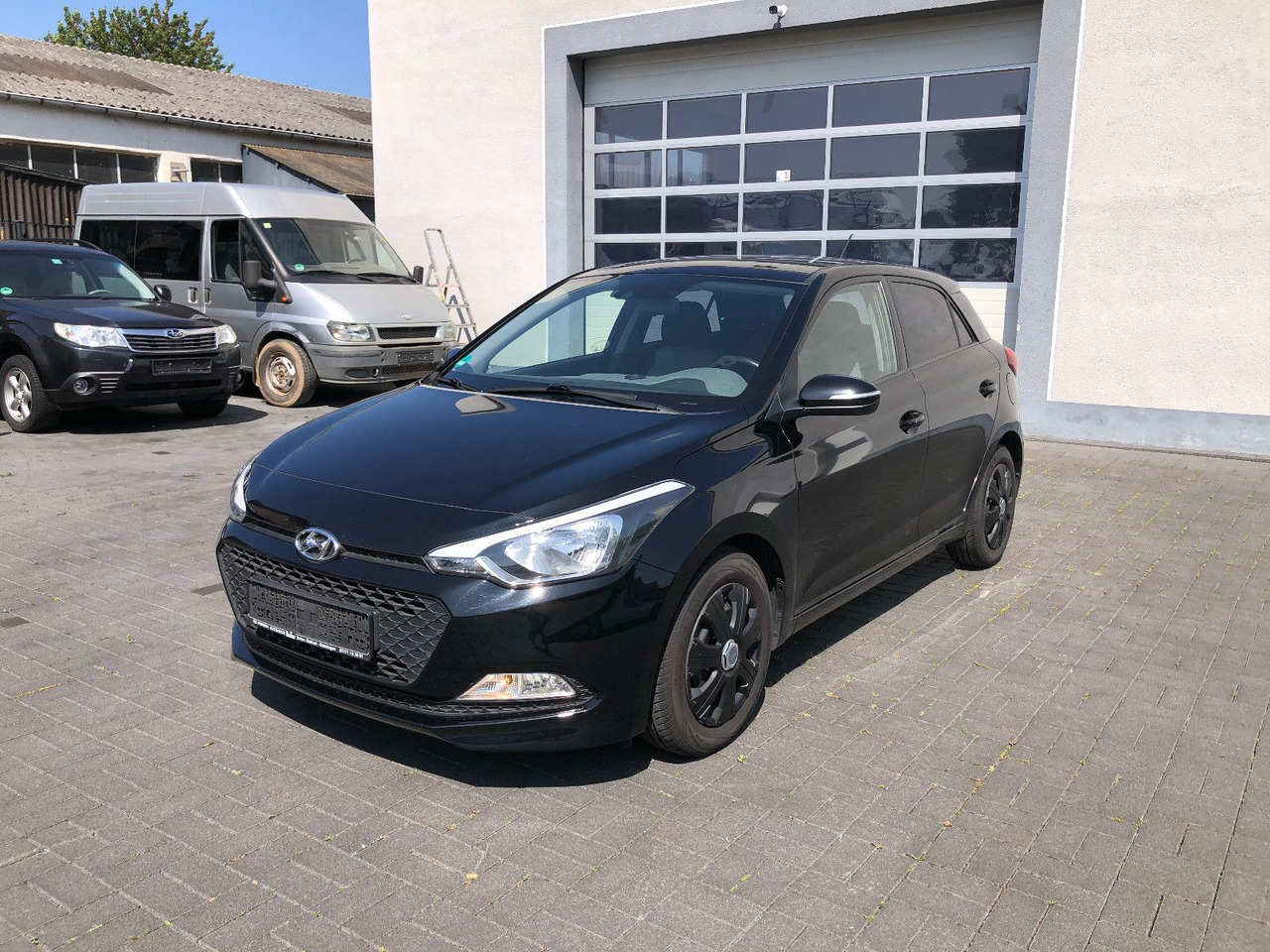 Hyundai i20 1.4 CRDi Trend, Euro 6 - Седан: фото 3 Hyundai i20 1.4 CRDi Trend, Euro 6 - Седан: фото 3