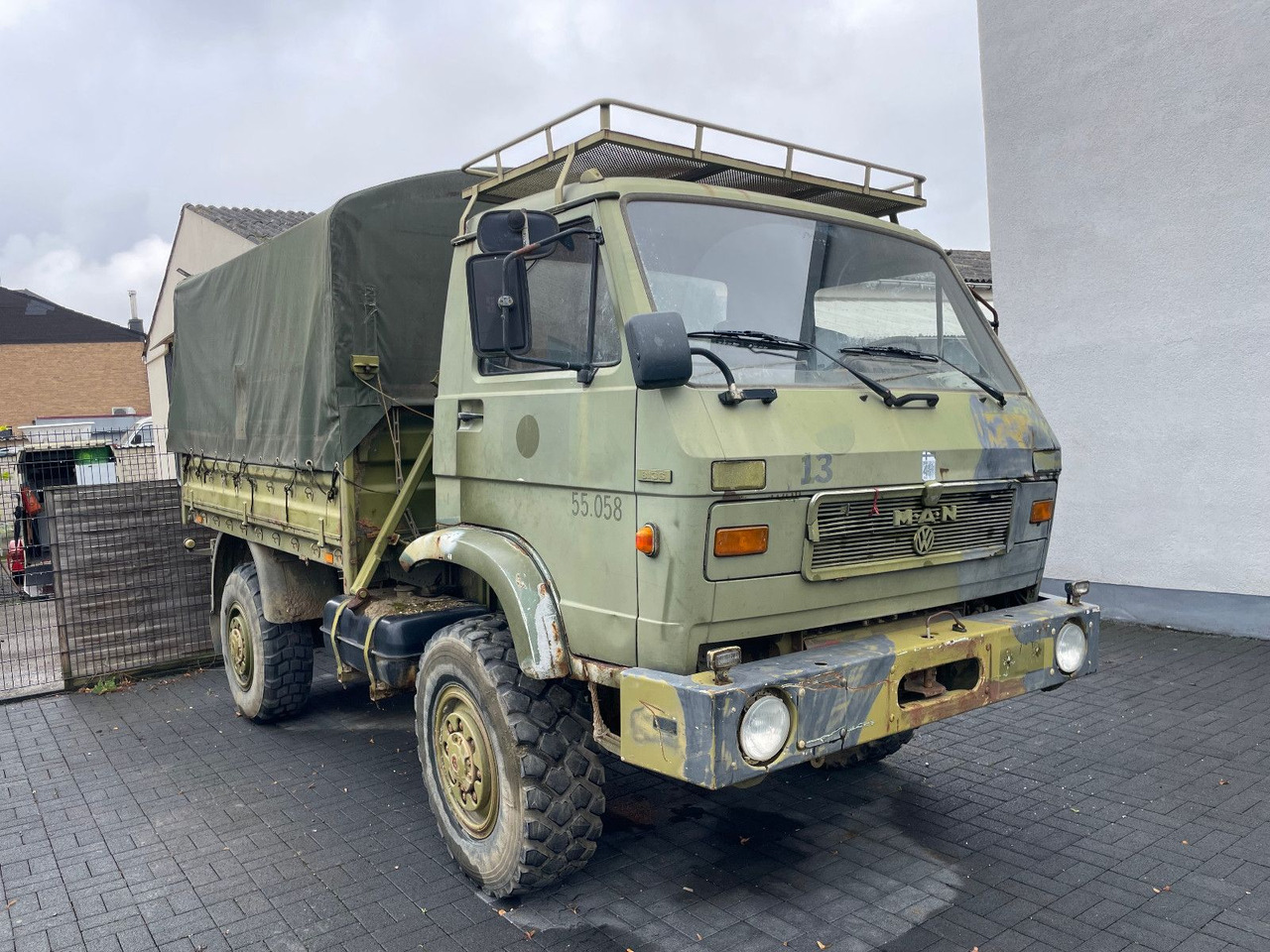 MAN 8.136 4X4 Prische Plane - Тентований фургон: фото 1 MAN 8.136 4X4 Prische Plane - Тентований фургон: фото 1