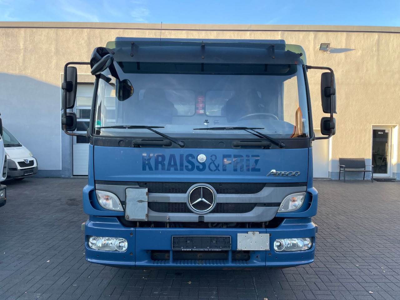 Mercedes-Benz Atego 2 6-Zyl. 4x2 1224 Klima, Radstand: 3.56m. - Вантажівка з закритим кузовом: фото 3 Mercedes-Benz Atego 2 6-Zyl. 4x2 1224 Klima, Radstand: 3.56m. - Вантажівка з закритим кузовом: фото 3