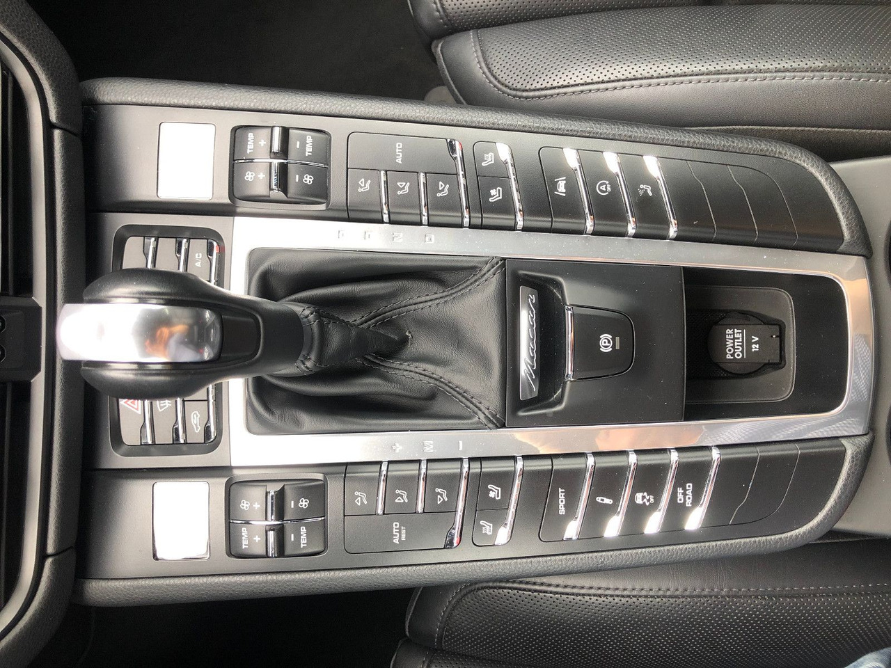 Позашляховик Porsche Macan S  3.0 V6: фото 23