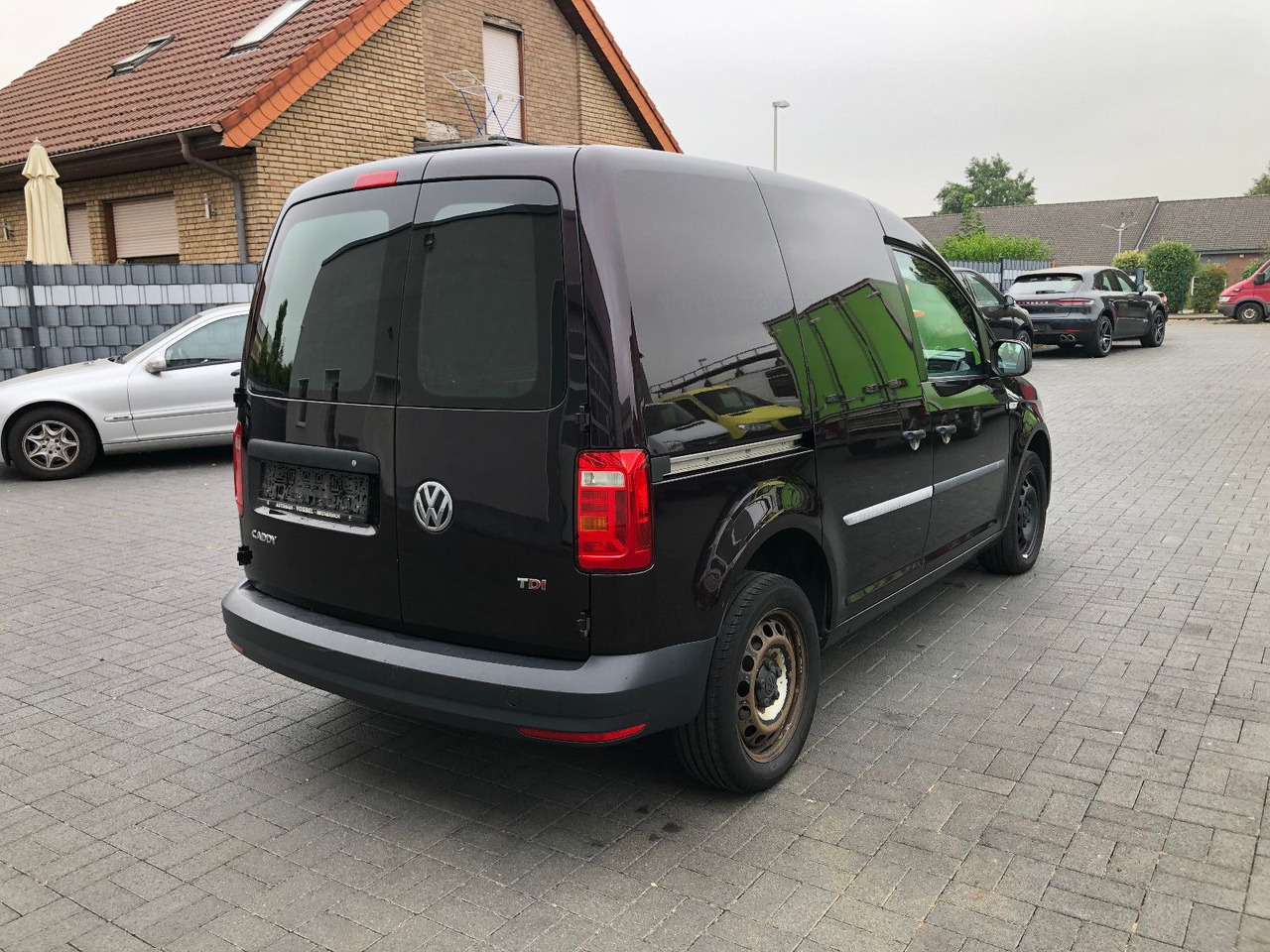 Volkswagen Caddy 2.0 TDI 150 PS - Легковий фургон: фото 2 Volkswagen Caddy 2.0 TDI 150 PS - Легковий фургон: фото 2