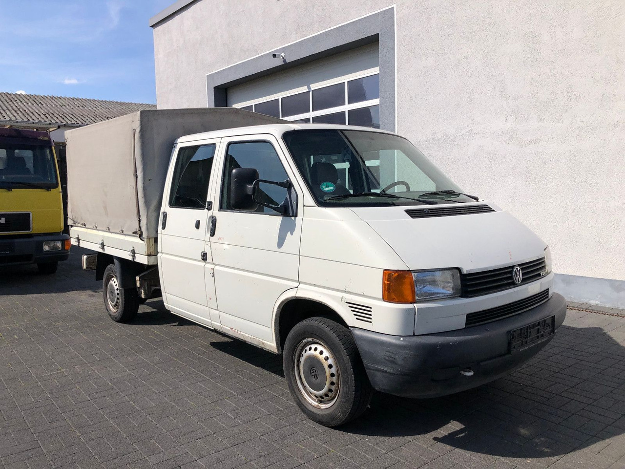 Volkswagen T4 - 2.5 TDI Grüne Plakette - Тентований фургон, Вантажопасажирський фургон: фото 1 Volkswagen T4 - 2.5 TDI Grüne Plakette - Тентований фургон, Вантажопасажирський фургон: фото 1