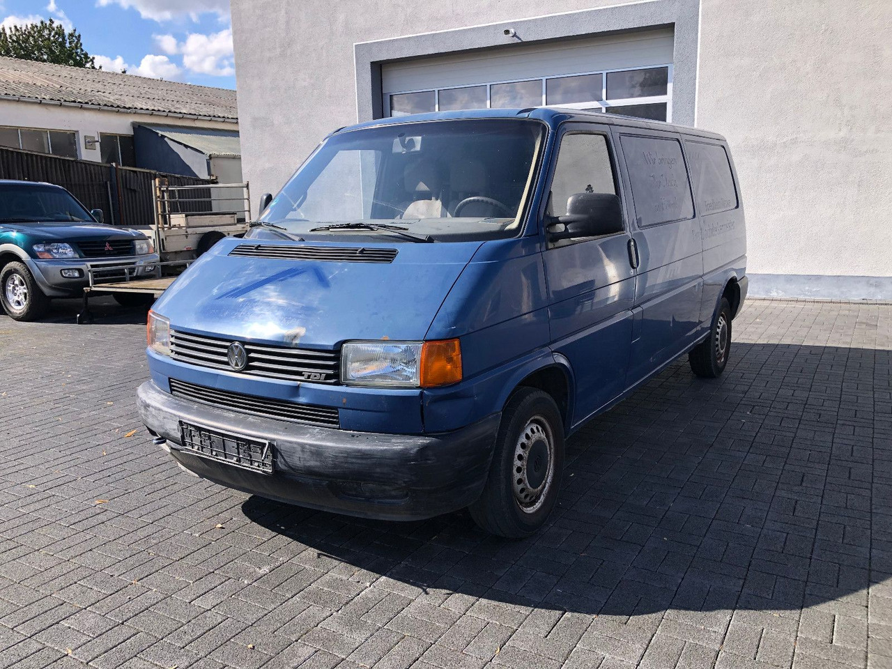 Volkswagen T4 2.5 TDI Lang - Легковий фургон: фото 1 Volkswagen T4 2.5 TDI Lang - Легковий фургон: фото 1