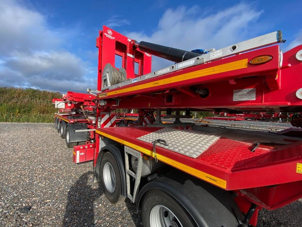 Faymonville siipi adapteri 2+4 - Низькорамна платформа напівпричіп: фото 3 Faymonville siipi adapteri 2+4 - Низькорамна платформа напівпричіп: фото 3