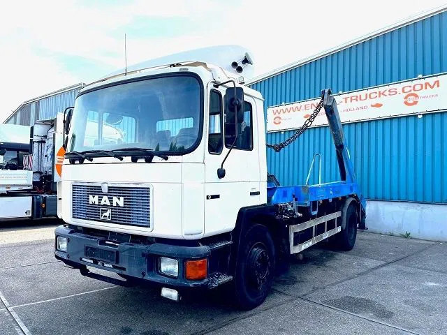 MAN F 18.232 (6 CILINDER) M90 WITH TELESCOPIC CONTAINER SYSTEM (8 GEARS MANUAL GEARBOX / EURO 1 (MECHANICAL PUMP AND INJECTORS)) - Скіповий навантажувач вантажівка: фото 1 MAN F 18.232 (6 CILINDER) M90 WITH TELESCOPIC CONTAINER SYSTEM (8 GEARS MANUAL GEARBOX / EURO 1 (MECHANICAL PUMP AND INJECTORS)) - Скіповий навантажувач вантажівка: фото 1