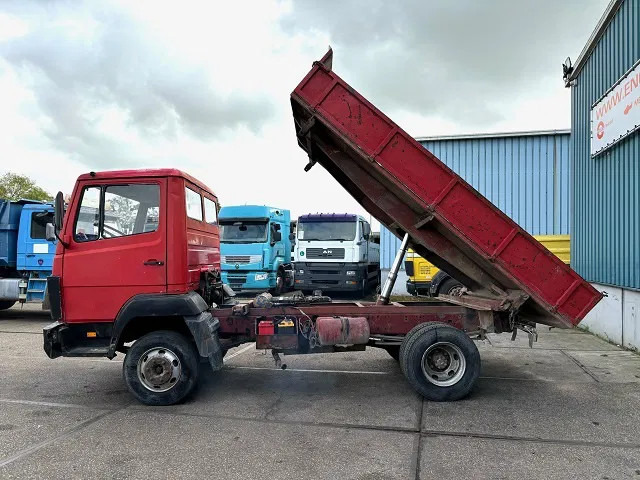 Mercedes-Benz LK 814 K 4x2 (6-CILINDER) KIPPER (MANUAL GEARBOX / FULL STEEL SUSPENSION / P.T.O.) - Самоскид вантажівка: фото 4 Mercedes-Benz LK 814 K 4x2 (6-CILINDER) KIPPER (MANUAL GEARBOX / FULL STEEL SUSPENSION / P.T.O.) - Самоскид вантажівка: фото 4