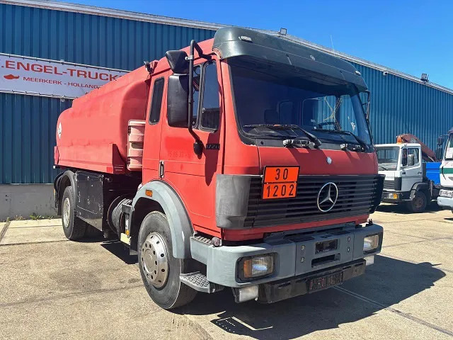 Mercedes-Benz SK 1726 (ORIGINAL GERMAN) 13.500 LITER TANK TRUCK (ZF16 MANUAL GEARBOX / FULL STEEL SUSPENSION / REDUCTION AXLE / ANALOG COUNTER - Вантажівка цистерна: фото 2 Mercedes-Benz SK 1726 (ORIGINAL GERMAN) 13.500 LITER TANK TRUCK (ZF16 MANUAL GEARBOX / FULL STEEL SUSPENSION / REDUCTION AXLE / ANALOG COUNTER - Вантажівка цистерна: фото 2