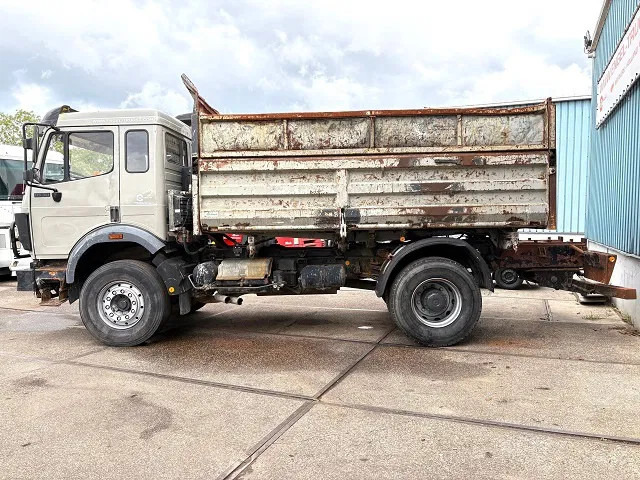 Mercedes-Benz SK 1838 K V8 4x2 FULL STEEL KIPPER (ZF16 MANUAL GEARBOX / FULL STEEL SUSPENSION / REDUCTION AXLE / P.T.O.) - Самоскид вантажівка: фото 4 Mercedes-Benz SK 1838 K V8 4x2 FULL STEEL KIPPER (ZF16 MANUAL GEARBOX / FULL STEEL SUSPENSION / REDUCTION AXLE / P.T.O.) - Самоскид вантажівка: фото 4