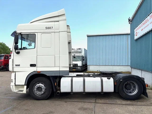 DAF XF 105.460 SPACECAB (ZF16 MANUAL GEARBOX / MX-BRAKE / 870+430 LITER TANK / FRIDGE / AIRCONDITIONING) - Тягач: фото 5 DAF XF 105.460 SPACECAB (ZF16 MANUAL GEARBOX / MX-BRAKE / 870+430 LITER TANK / FRIDGE / AIRCONDITIONING) - Тягач: фото 5