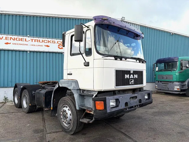 MAN 33.373 DFT 6x4 FULL STEEL SUSPENSION (13.000 AXLES / ZF16 MANUAL GEARBOX / REDUCTION AXLES / FULL STEEL SUSPENSION) - Тягач: фото 2 MAN 33.373 DFT 6x4 FULL STEEL SUSPENSION (13.000 AXLES / ZF16 MANUAL GEARBOX / REDUCTION AXLES / FULL STEEL SUSPENSION) - Тягач: фото 2