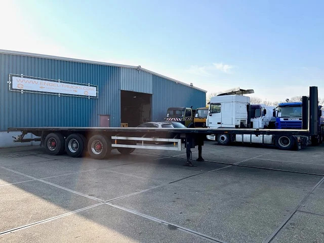 Van Hool 3B1047 13.60M. FLATBED TRAILER WITH 40FT TWISTLOCKS (SAF-AXLES / DISC BRAKES / 40FT TWISTLOCKS) - Бортовий напівпричіп/ Платформа: фото 4 Van Hool 3B1047 13.60M. FLATBED TRAILER WITH 40FT TWISTLOCKS (SAF-AXLES / DISC BRAKES / 40FT TWISTLOCKS) - Бортовий напівпричіп/ Платформа: фото 4