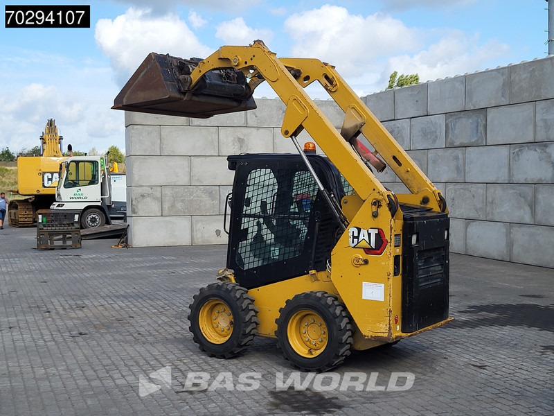 Caterpillar 226 D3 BUCKET + FORKS - Міні-навантажувач: фото 5 Caterpillar 226 D3 BUCKET + FORKS - Міні-навантажувач: фото 5