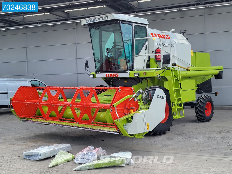 Claas Dominator 130 Dominator 130 4X2 4Mtr HEADER - PERKINS TIER 3 - Зернозбиральний комбайн: фото 2 Claas Dominator 130 Dominator 130 4X2 4Mtr HEADER - PERKINS TIER 3 - Зернозбиральний комбайн: фото 2