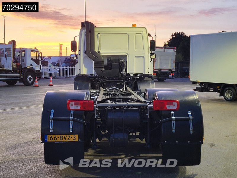 DAF CF 300 6X2 NEW chassis Lift/Steering Axle ACC Retarder Euro 6 - Вантажівка шасі: фото 3 DAF CF 300 6X2 NEW chassis Lift/Steering Axle ACC Retarder Euro 6 - Вантажівка шасі: фото 3