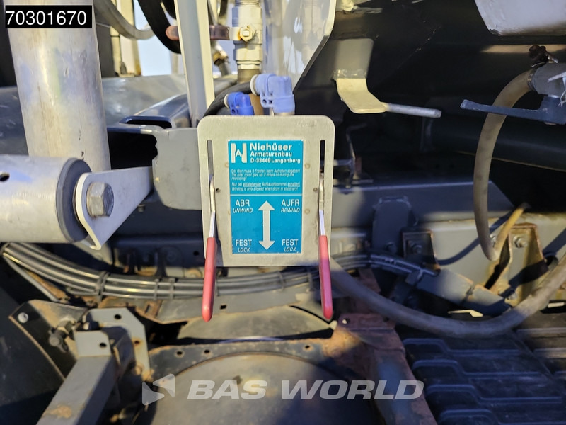 DAF CF75.310 4X2 13500 Lohr tanker 2 compartments ADR Manual Euro 3 - Вантажівка цистерна: фото 5 DAF CF75.310 4X2 13500 Lohr tanker 2 compartments ADR Manual Euro 3 - Вантажівка цистерна: фото 5