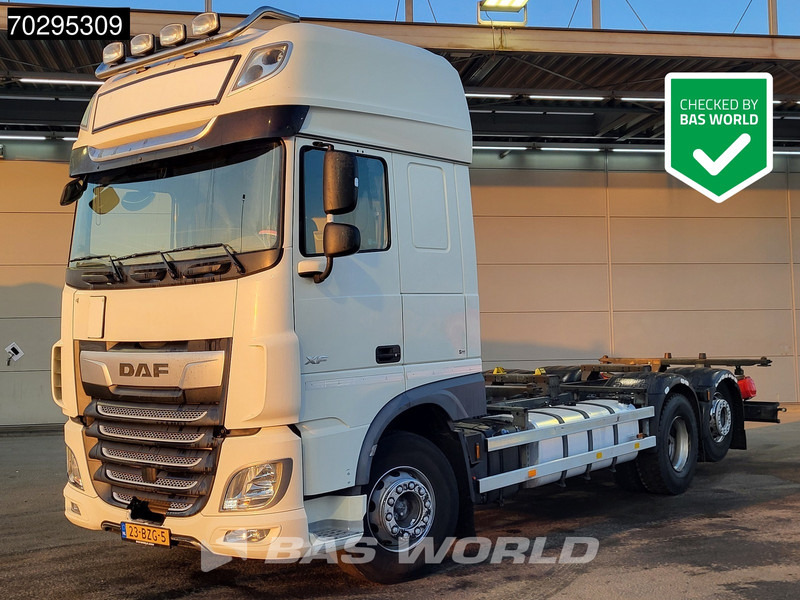 DAF XF 450 XF 6X2 NL-Truck Retarder 2xTanks Lift-axle Standairco ACC Euro 6 - Контейнеровоз/ Змінний кузов вантажівка: фото 1 DAF XF 450 XF 6X2 NL-Truck Retarder 2xTanks Lift-axle Standairco ACC Euro 6 - Контейнеровоз/ Змінний кузов вантажівка: фото 1