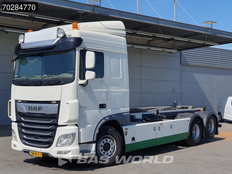 DAF XF 530 XF 6X2 NL-Truck VDL Hooklift Standklima Automatic ACC Euro 6 - Гаковий мультиліфт вантажівка: фото 3 DAF XF 530 XF 6X2 NL-Truck VDL Hooklift Standklima Automatic ACC Euro 6 - Гаковий мультиліфт вантажівка: фото 3