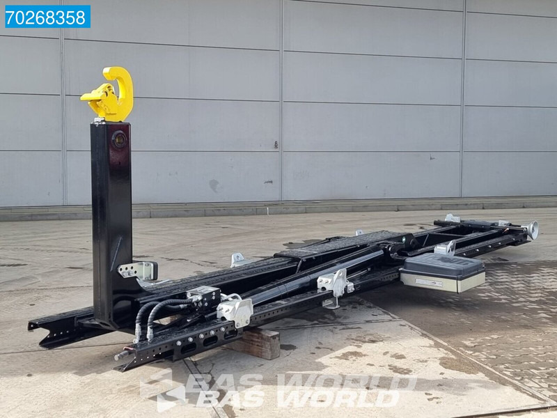 HYVA Hyva 20-65 S Hooklift 8X4 HYVA 20-65 S 20tons Hooklift NEW! - Гаковий мультиліфт вантажівка: фото 3 HYVA Hyva 20-65 S Hooklift 8X4 HYVA 20-65 S 20tons Hooklift NEW! - Гаковий мультиліфт вантажівка: фото 3