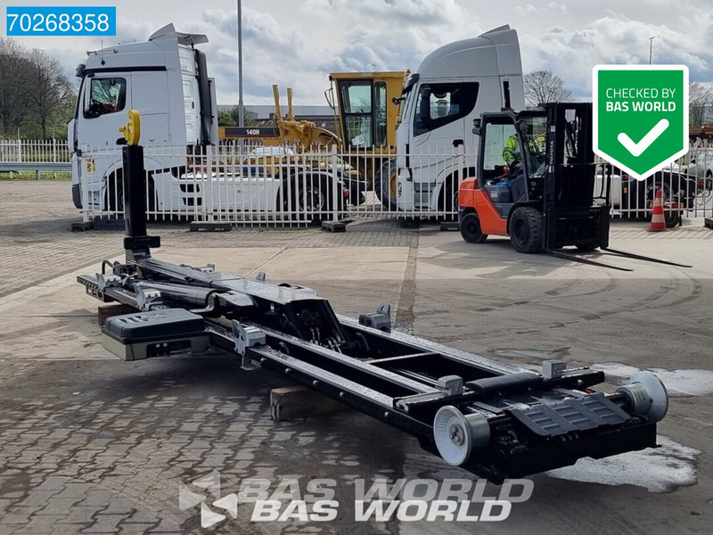 HYVA Hyva 20-65 S Hooklift 8X4 HYVA 20-65 S 20tons Hooklift NEW! - Гаковий мультиліфт вантажівка: фото 1 HYVA Hyva 20-65 S Hooklift 8X4 HYVA 20-65 S 20tons Hooklift NEW! - Гаковий мультиліфт вантажівка: фото 1