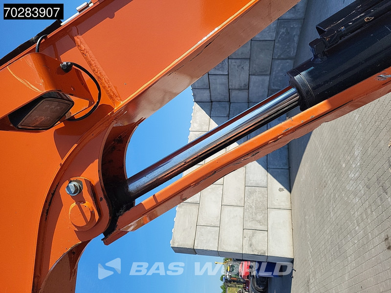 Міні-екскаватор Hitachi ZX55U-6CLR A/C - 3 BUCKETS: фото 14