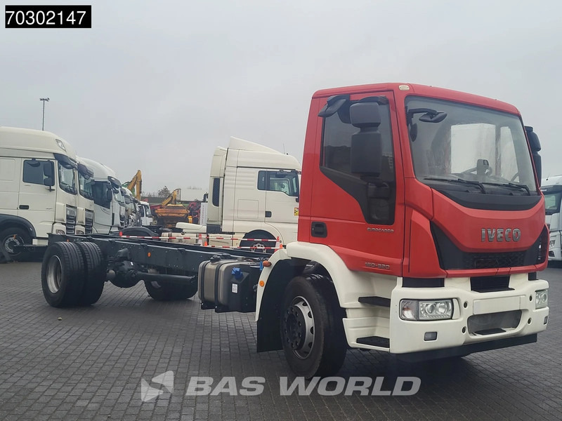 Iveco Eurocargo 180E320 4X2 NEW! 18T chassis 2017 production Euro 6 - Вантажівка шасі: фото 3 Iveco Eurocargo 180E320 4X2 NEW! 18T chassis 2017 production Euro 6 - Вантажівка шасі: фото 3