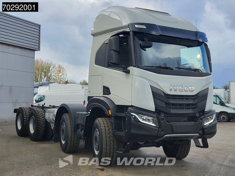 Iveco T-WAY 510 8X4 NEW! Retarder Big-Axle Steelsuspension LED Euro 6 - Вантажівка шасі: фото 3 Iveco T-WAY 510 8X4 NEW! Retarder Big-Axle Steelsuspension LED Euro 6 - Вантажівка шасі: фото 3