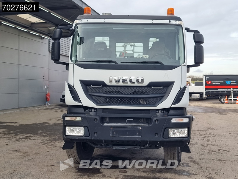 Бортова вантажівка/ Платформа, Вантажівка з маніпулятором Iveco Trakker 360 6X4 Palfinger PK17.001 SLD Remote Steelsuspension Big-Axle: фото 15