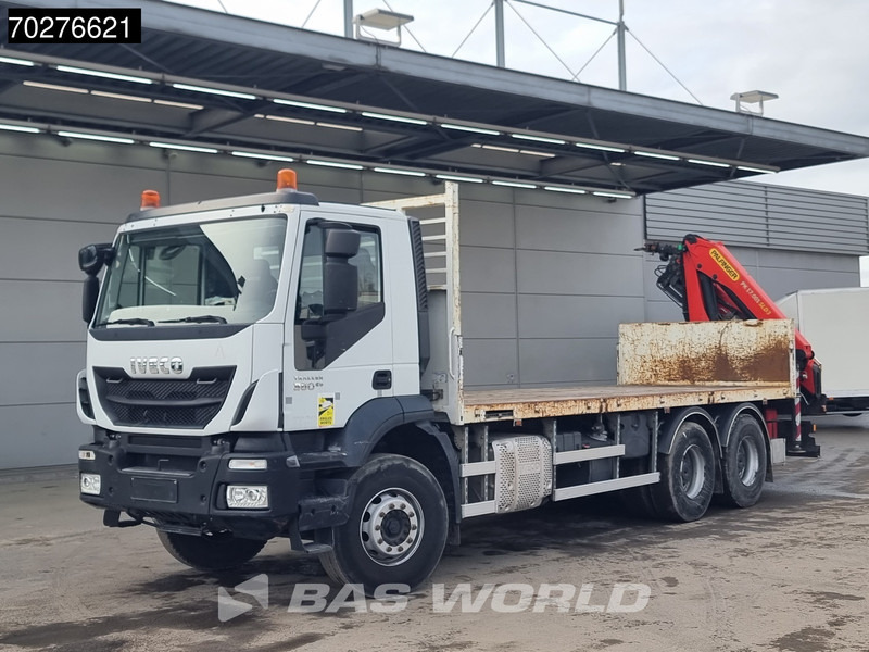 Бортова вантажівка/ Платформа, Вантажівка з маніпулятором Iveco Trakker 360 6X4 Palfinger PK17.001 SLD Remote Steelsuspension Big-Axle: фото 12