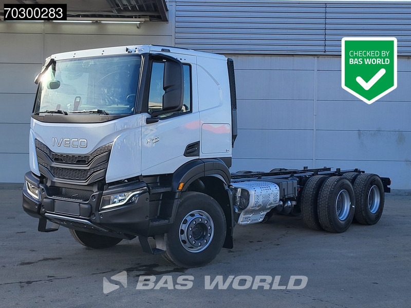 Iveco X-Way 500 X-Way 6X4 NEW 6x4 chassis Sleepercab Rear Air suspension Automatic Euro 6 - Вантажівка шасі: фото 1 Iveco X-Way 500 X-Way 6X4 NEW 6x4 chassis Sleepercab Rear Air suspension Automatic Euro 6 - Вантажівка шасі: фото 1
