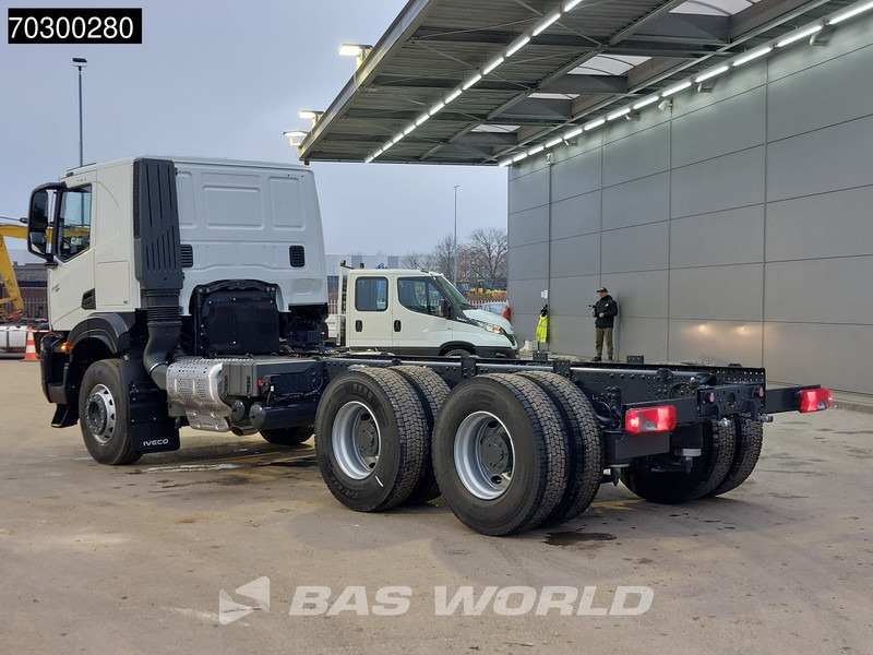 Iveco X-Way 500 X-Way 6X4 NEW 6x4 chassis Sleepercab Rear Air suspension Automatic Euro 6 - Вантажівка шасі: фото 2 Iveco X-Way 500 X-Way 6X4 NEW 6x4 chassis Sleepercab Rear Air suspension Automatic Euro 6 - Вантажівка шасі: фото 2