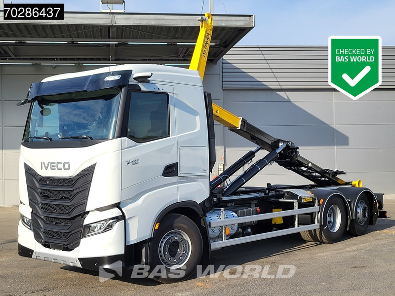 Iveco X-Way 580 6X2 Palfinger PHT20SLD5 Hooklift Lift+steering Axle Automatic Navi ACC LED Euro 6 - Гаковий мультиліфт вантажівка: фото 1 Iveco X-Way 580 6X2 Palfinger PHT20SLD5 Hooklift Lift+steering Axle Automatic Navi ACC LED Euro 6 - Гаковий мультиліфт вантажівка: фото 1