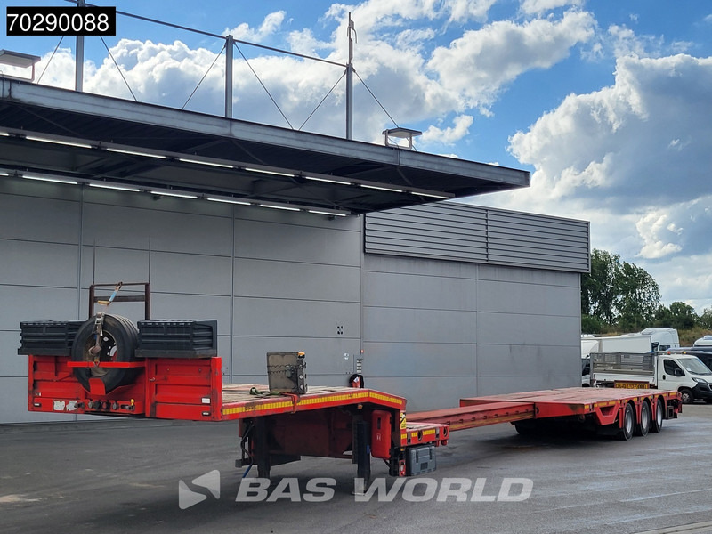 Kässbohrer LB3E Wheel Recess Lift+Steering Axle - Низькорамна платформа напівпричіп: фото 2 Kässbohrer LB3E Wheel Recess Lift+Steering Axle - Низькорамна платформа напівпричіп: фото 2
