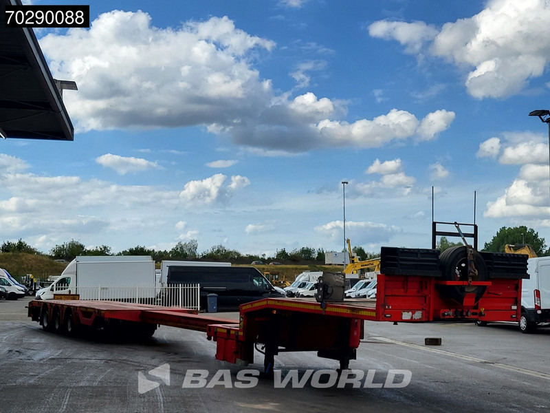 Kässbohrer LB3E Wheel Recess Lift+Steering Axle - Низькорамна платформа напівпричіп: фото 5 Kässbohrer LB3E Wheel Recess Lift+Steering Axle - Низькорамна платформа напівпричіп: фото 5