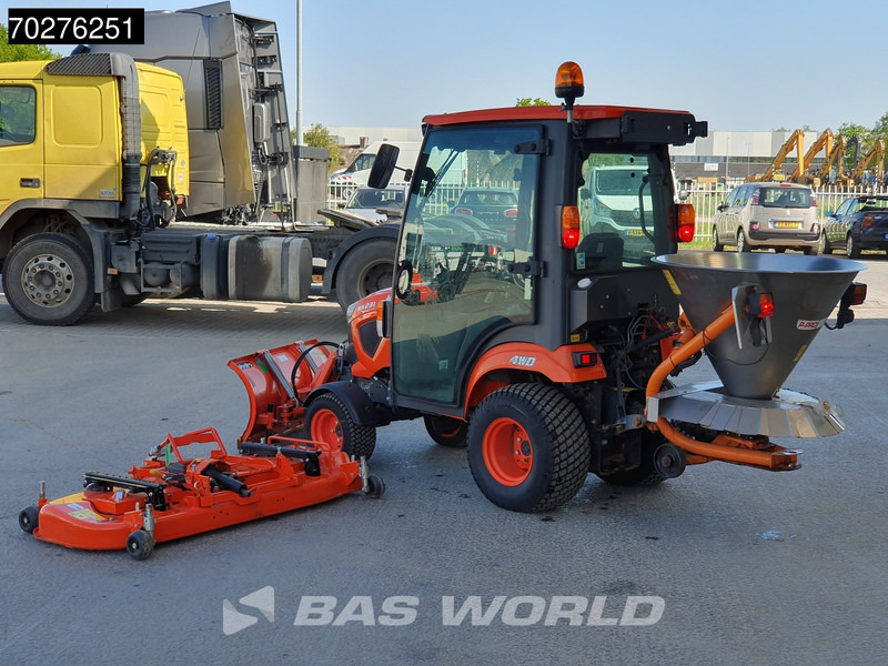 Kubota BX231 D-C C10 4X4 4x4 - INCL ATTACHMENTS - Трактор: фото 2 Kubota BX231 D-C C10 4X4 4x4 - INCL ATTACHMENTS - Трактор: фото 2