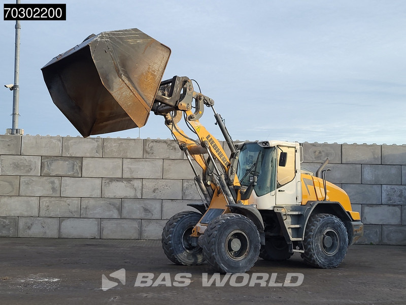 Liebherr L538 High Tip Bucket - Колісний навантажувач: фото 3 Liebherr L538 High Tip Bucket - Колісний навантажувач: фото 3