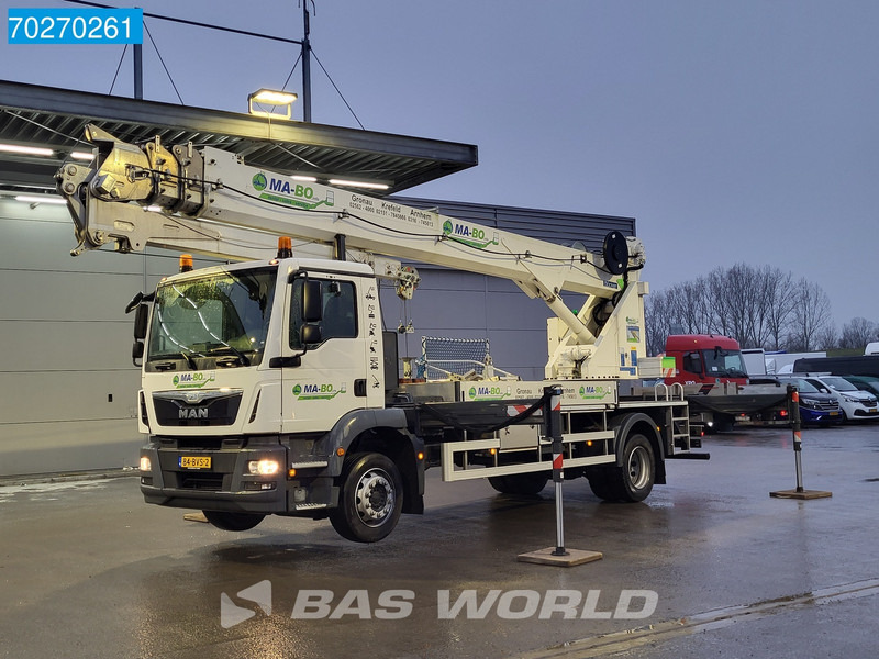 MAN TGM 18.250 4X2 44mtrs Böcker AK44/4000 Hubarbeitsbühne Manual Euro 6 - Вантажівка з маніпулятором: фото 2 MAN TGM 18.250 4X2 44mtrs Böcker AK44/4000 Hubarbeitsbühne Manual Euro 6 - Вантажівка з маніпулятором: фото 2