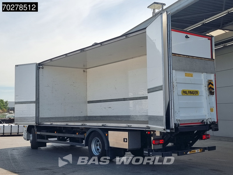 MAN TGM 18.290 4X2 19tonner Automatic Ladebordwand LED Navi Euro 6 - Вантажівка з закритим кузовом: фото 3 MAN TGM 18.290 4X2 19tonner Automatic Ladebordwand LED Navi Euro 6 - Вантажівка з закритим кузовом: фото 3