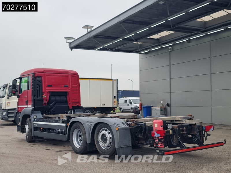 MAN TGS 26.320 6X2 BDF ADR Lift+lenkasche Automatic Euro 6 - Контейнеровоз/ Змінний кузов вантажівка: фото 2 MAN TGS 26.320 6X2 BDF ADR Lift+lenkasche Automatic Euro 6 - Контейнеровоз/ Змінний кузов вантажівка: фото 2
