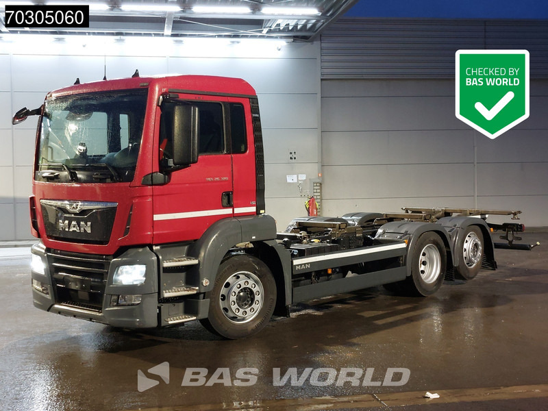 MAN TGS 26.320 TGS 6X2 ADR BDF Lift+Steering Axle Automatic Euro 6 - Контейнеровоз/ Змінний кузов вантажівка: фото 1 MAN TGS 26.320 TGS 6X2 ADR BDF Lift+Steering Axle Automatic Euro 6 - Контейнеровоз/ Змінний кузов вантажівка: фото 1