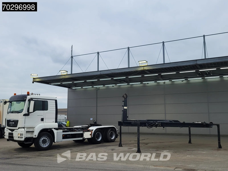 MAN TGS 33.440 6X4 25Ton AJK NHS25-5930 hooklift with 5th wheel Wechselsystem Manual Big-Axle Euro 5 - Гаковий мультиліфт вантажівка: фото 3 MAN TGS 33.440 6X4 25Ton AJK NHS25-5930 hooklift with 5th wheel Wechselsystem Manual Big-Axle Euro 5 - Гаковий мультиліфт вантажівка: фото 3