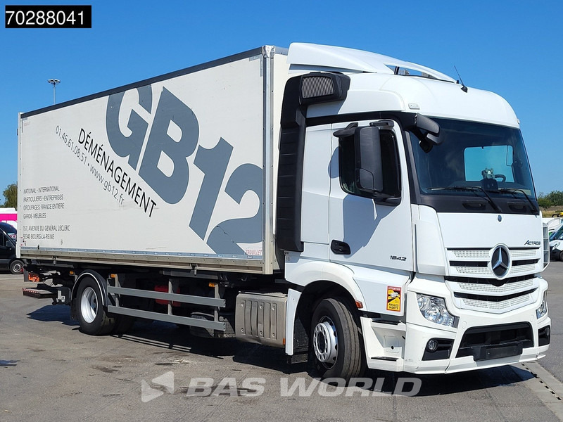 Mercedes-Benz Actros 1842 4X2 19tonner BDF box Ladebordwand Navi Automatic Euro 6 - Контейнеровоз/ Змінний кузов вантажівка: фото 3 Mercedes-Benz Actros 1842 4X2 19tonner BDF box Ladebordwand Navi Automatic Euro 6 - Контейнеровоз/ Змінний кузов вантажівка: фото 3