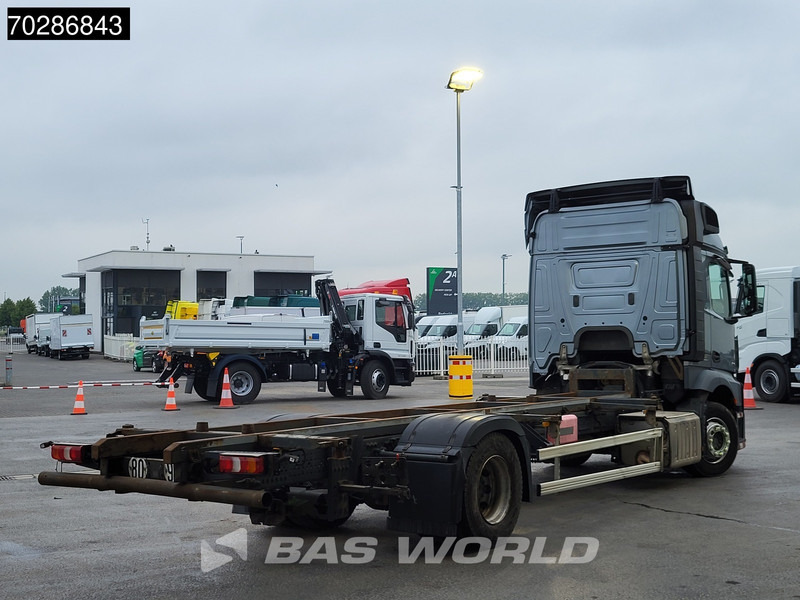 Mercedes-Benz Actros 1843 4X2 BDF 2xTanks Automatic Euro 6 - Контейнеровоз/ Змінний кузов вантажівка: фото 5 Mercedes-Benz Actros 1843 4X2 BDF 2xTanks Automatic Euro 6 - Контейнеровоз/ Змінний кузов вантажівка: фото 5